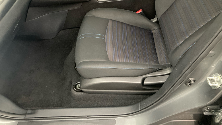 Nissan LEAF 110kW N-Connecta 39kWh 5dr Auto Electric Hatchback